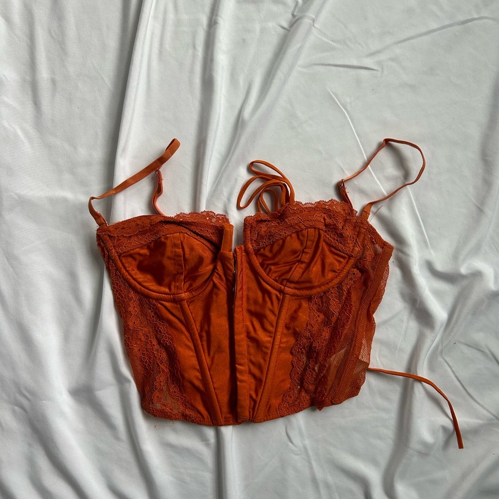 Edkited corset top